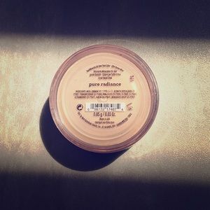 BARELY USED BareMinerals Pure Radiance Highlight